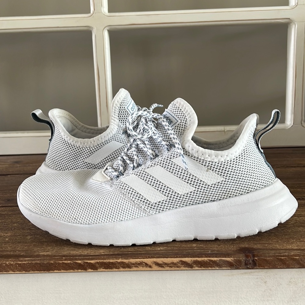 Womens Adidas Shoes Size 11. Good Condition